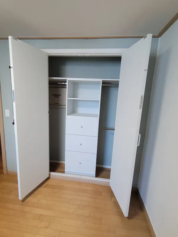 드레스룸 벽장 선반 추가 시공